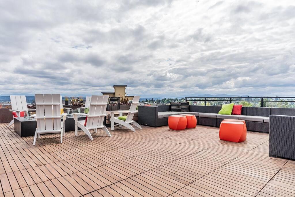 One Bedroom Luxury Apartment Seattle Bagian luar foto